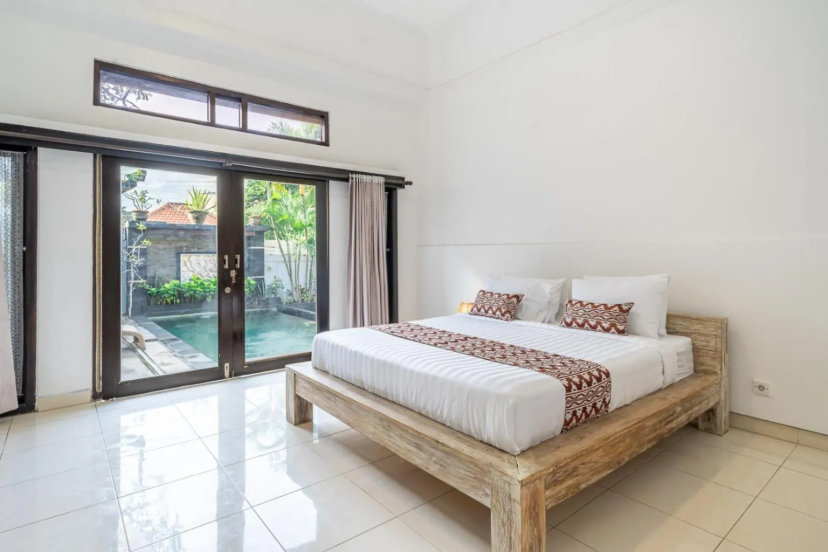 Qlo Villa , Seminyak Indonesia